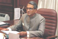 إس. إم. كريشسنا، وزير الخارجية الهندي في مكتبه